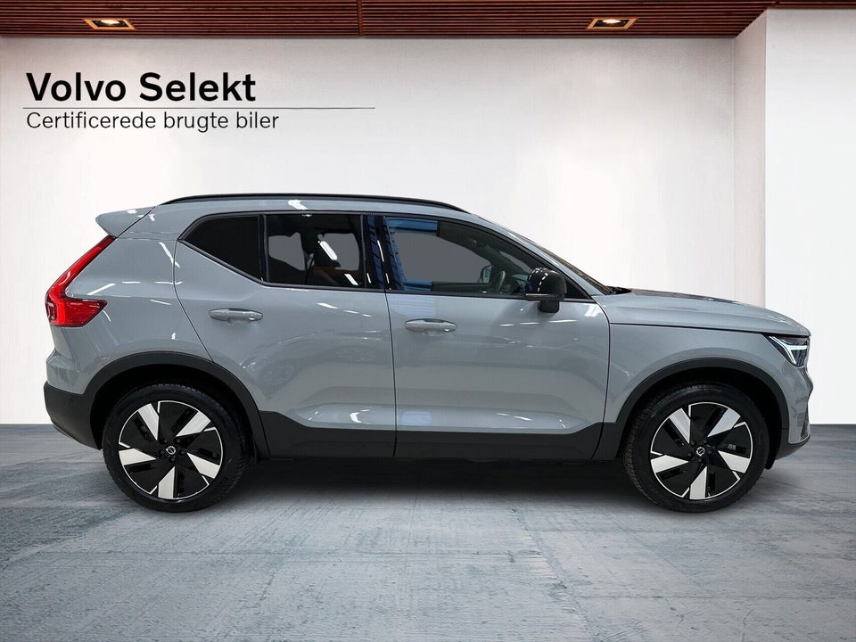 Volvo EX40 Extended Range Core 5d