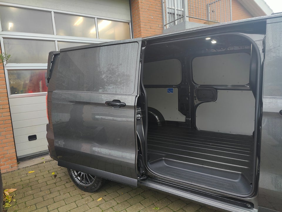 Ford Transit Custom 320L 2,0 EcoBlue MS-RT aut.