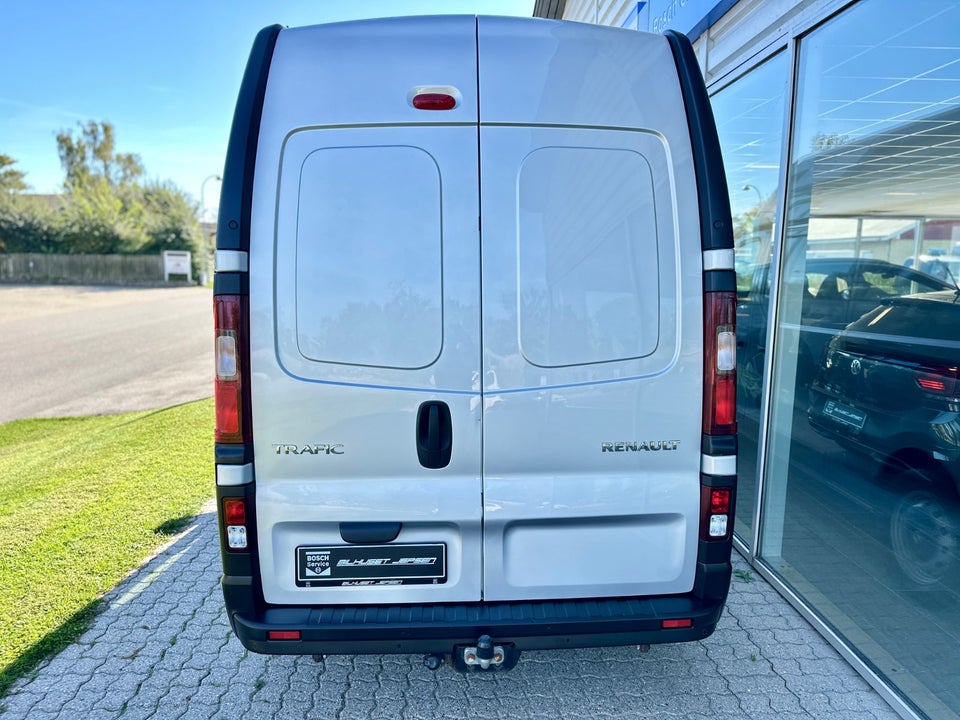 Renault Trafic T29 1,6 dCi 145 L2H2