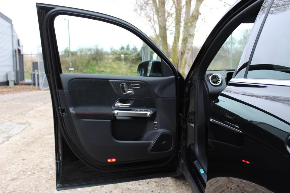 Mercedes EQB350 AMG Premium 4Matic 7prs 5d