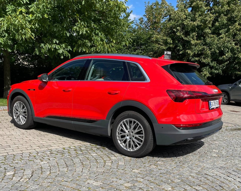 Audi e-tron 55 Advanced quattro 5d