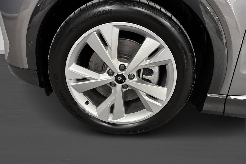 Audi Q4 e-tron 45 Progress 5d