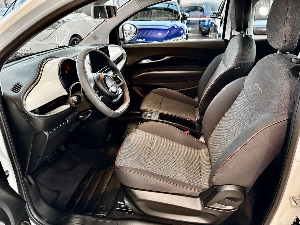 Fiat 500e 24 Icon 3d