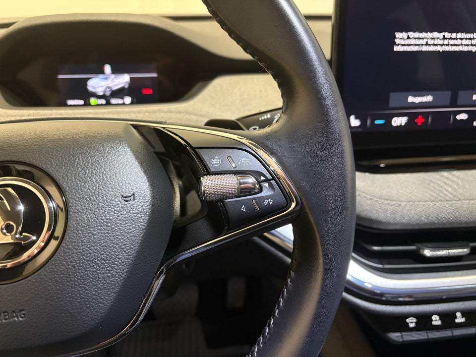 Skoda Enyaq 80 iV Loft 5d