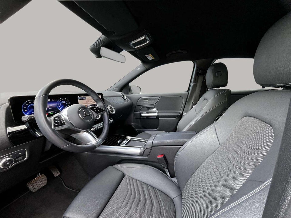 Mercedes EQA250 Progressive Advance Plus 5d