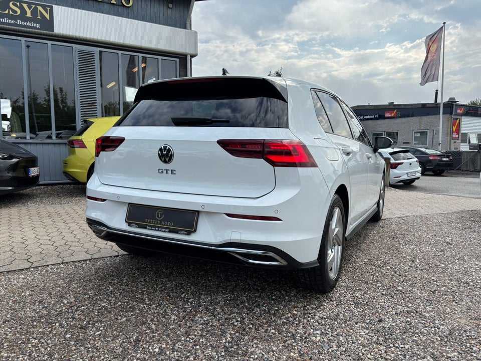 VW Golf VIII 1,4 GTE DSG 5d