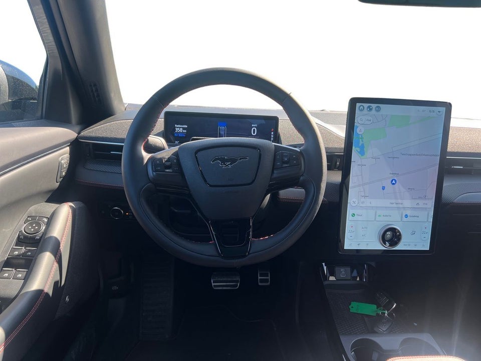 Ford Mustang Mach-E 73 Premium Standard Range AWD 5d