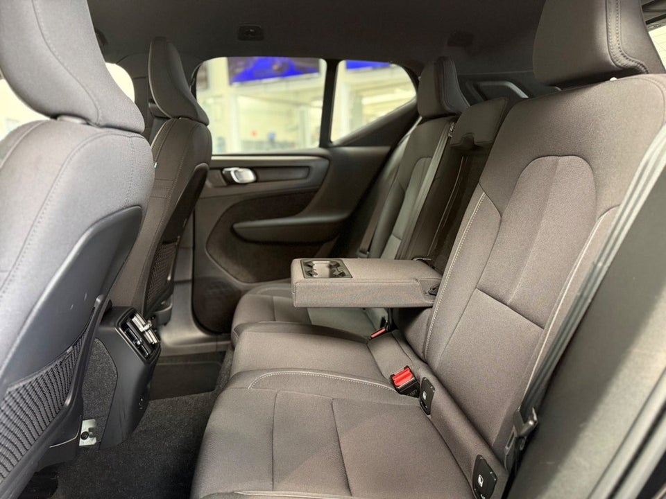 Volvo XC40 ReCharge Twin Plus 5d