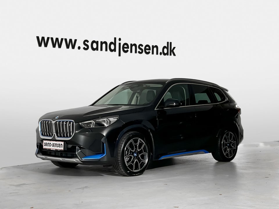 BMW iX1 xDrive30 X-Line 5d