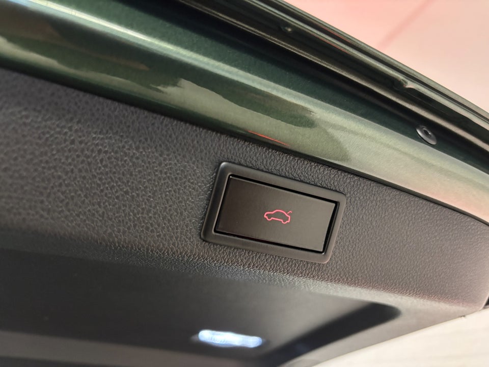 Skoda Superb 1,4 TSi iV Laurin & Klement Combi DSG 5d