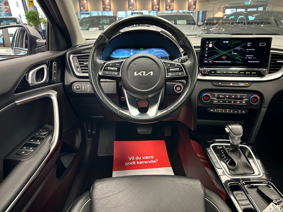 Kia Ceed 1,6 PHEV Upgrade Premium SW DCT 5d