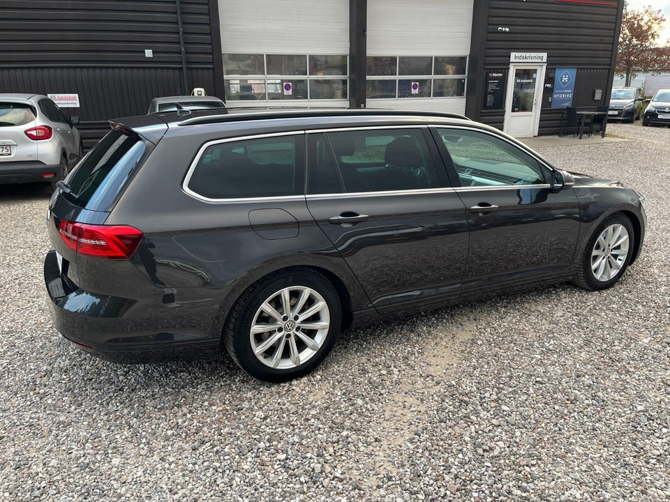 VW Passat 2,0 TDi 150 Comfortline Premium Variant DSG 5d