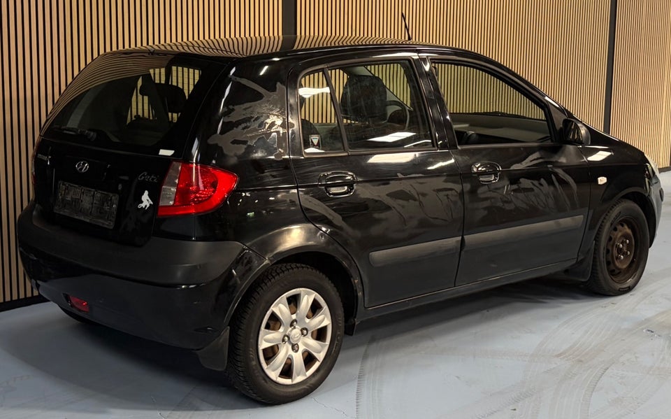 Hyundai Getz 1,4 GL aut. 5d