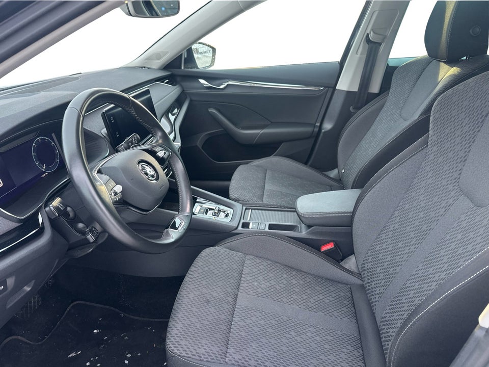 Skoda Octavia 1,4 TSi iV Plus Combi DSG 5d