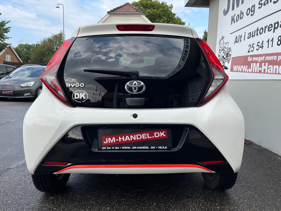 Toyota Aygo 1,0 VVT-i x-sky 5d