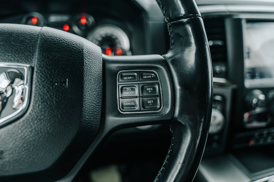 Dodge RAM 1500 5,7 V8 Sport Crew Cab aut. 4x4 4d