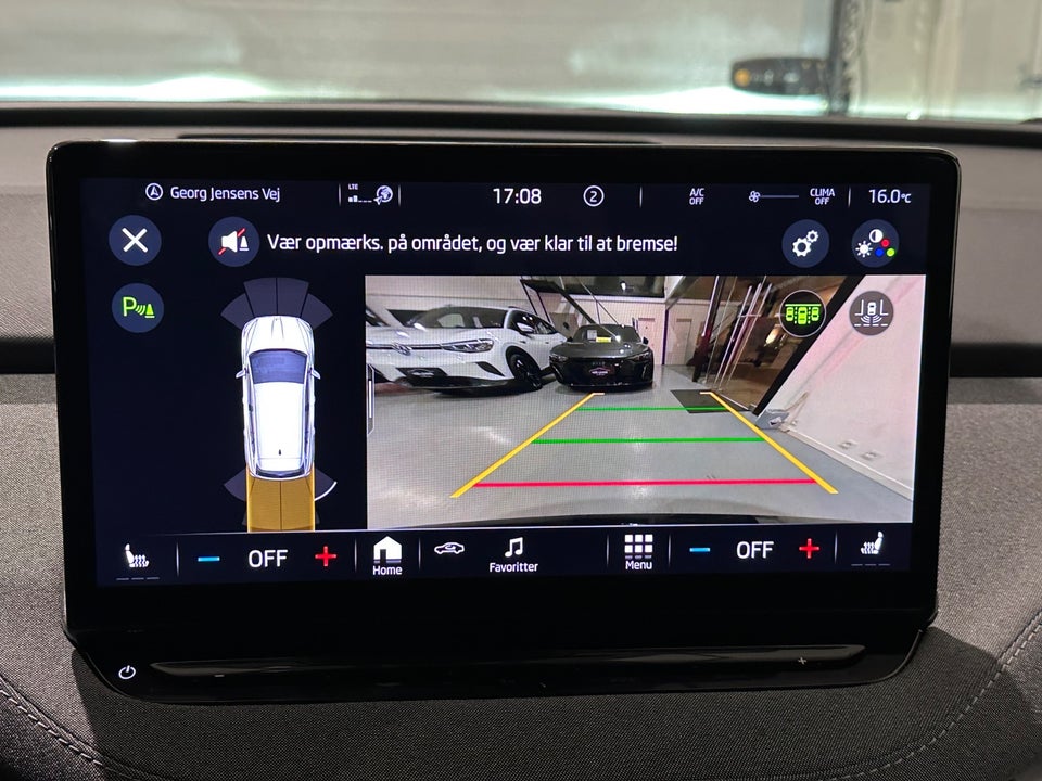 Skoda Enyaq 60 iV Loft 5d