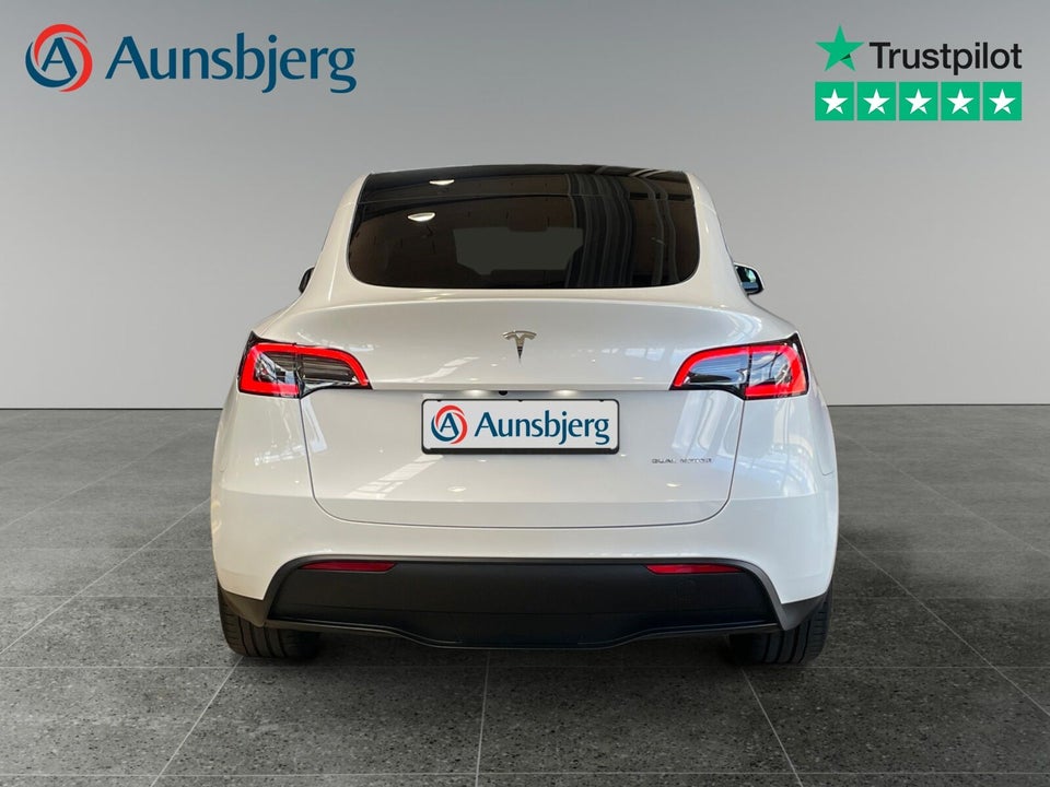 Tesla Model Y Long Range AWD 5d