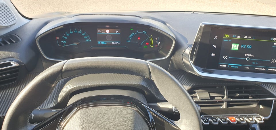 Peugeot e-208 50 Allure Limited 5d