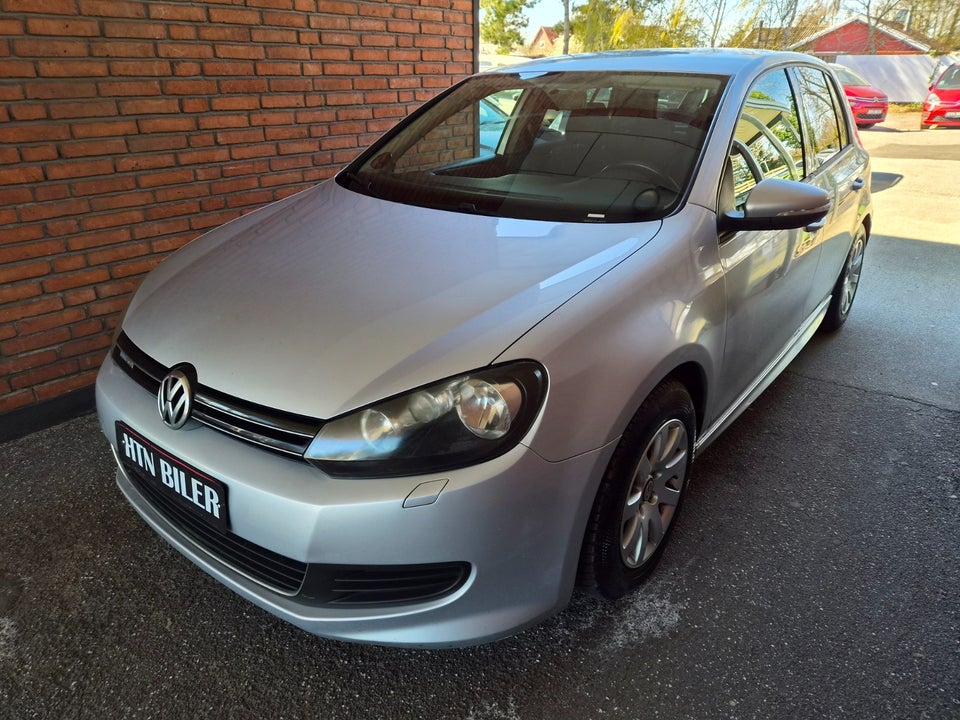 VW Golf VI 1,6 TDi 105 BlueMotion 5d