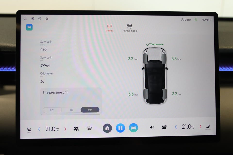 Lynk & Co 02 More 5d