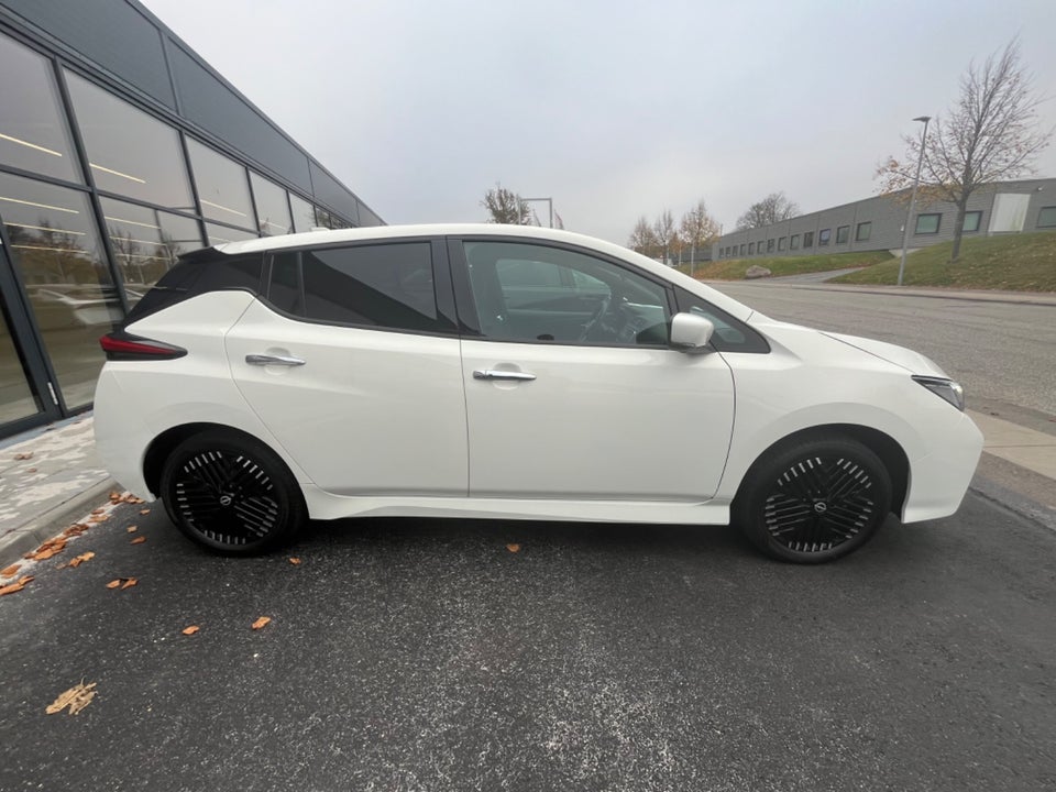 Nissan Leaf 59 e+ N-Connecta 5d