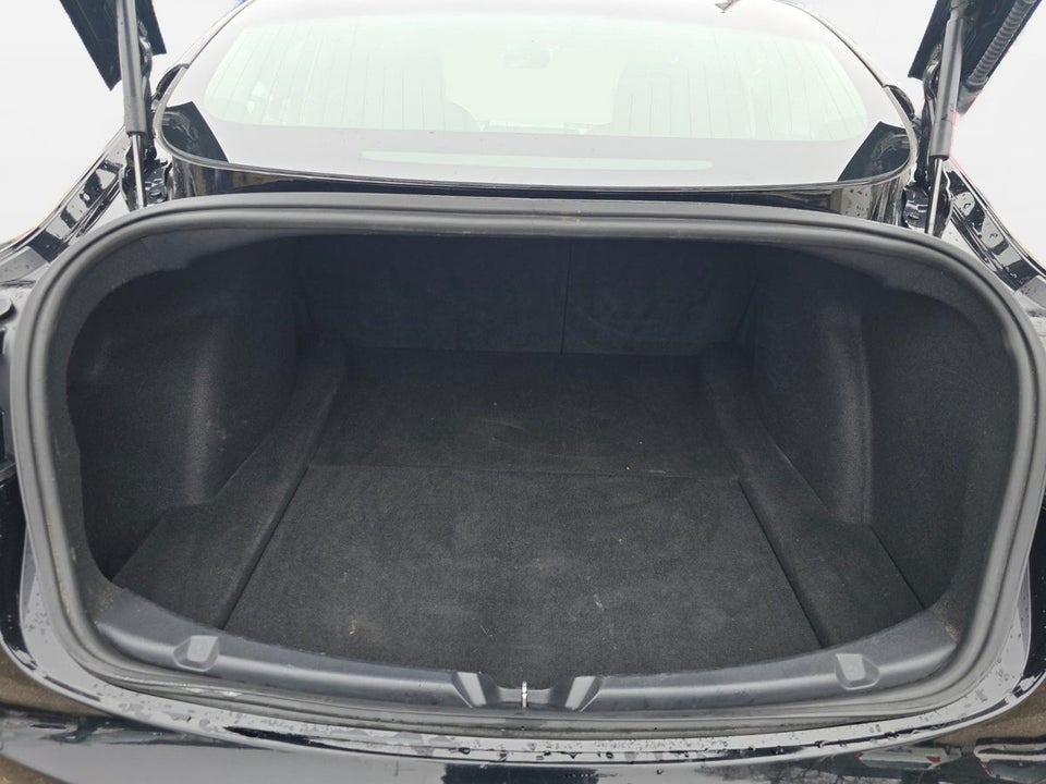 Tesla Model 3 Long Range AWD 4d