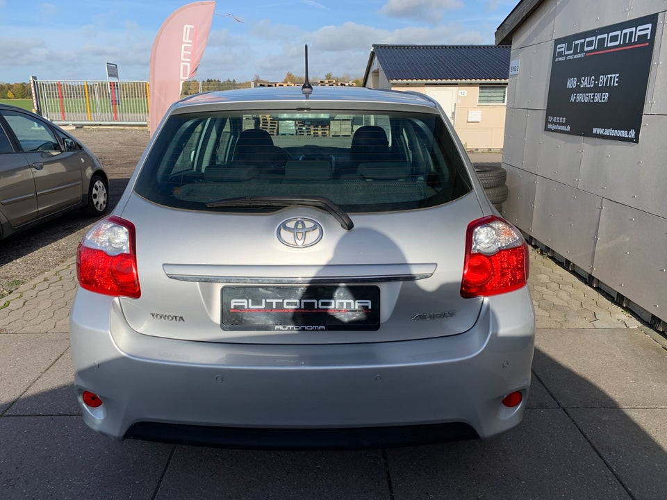 Toyota Auris 1,6 T2 M/M 5d