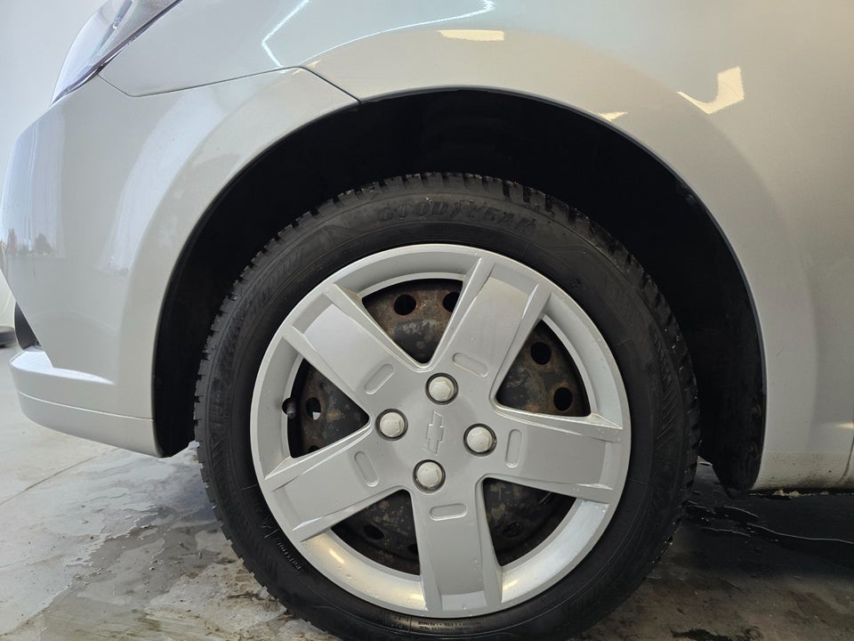 Chevrolet Aveo 1,2 LS 5d