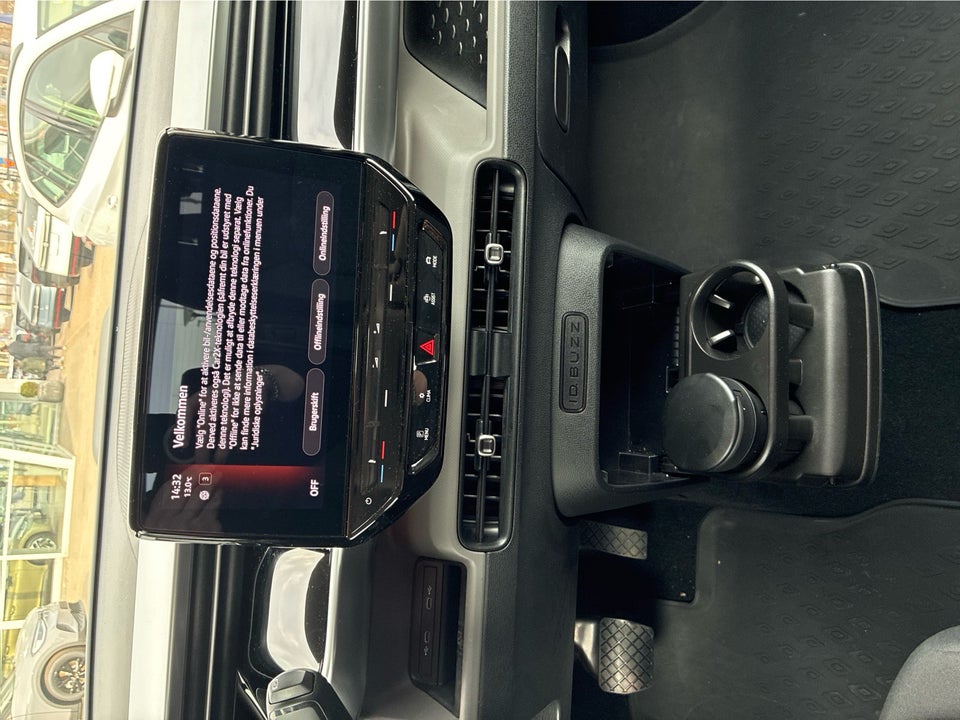 VW ID.Buzz 77 Pro SWB 5d