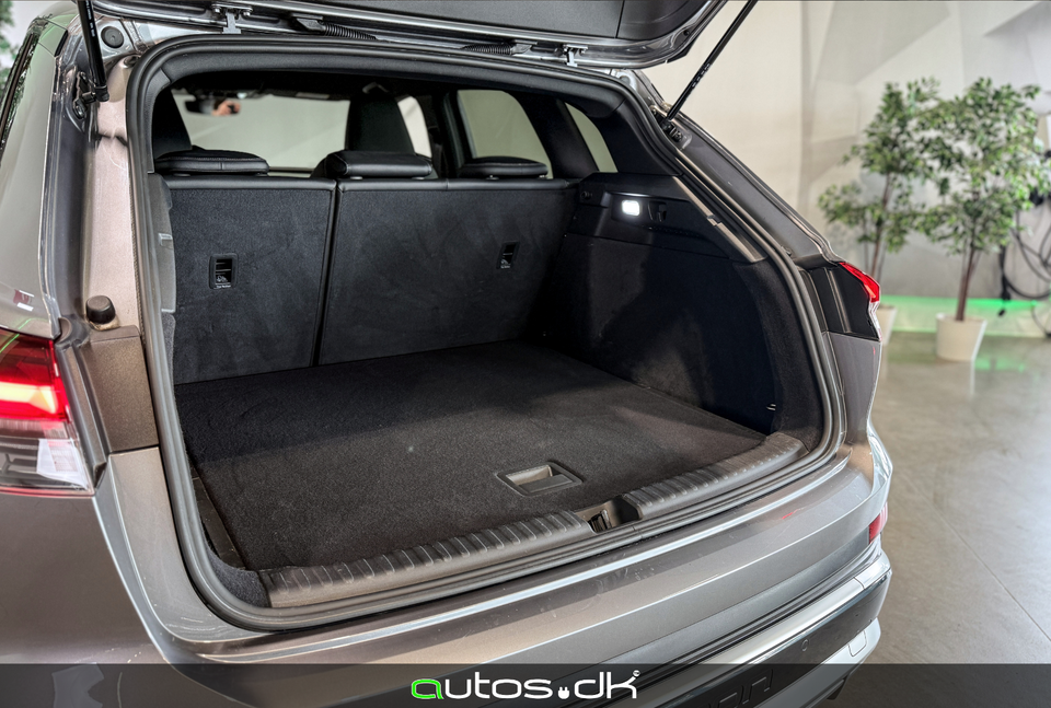 Audi Q4 e-tron 40 S-line 5d