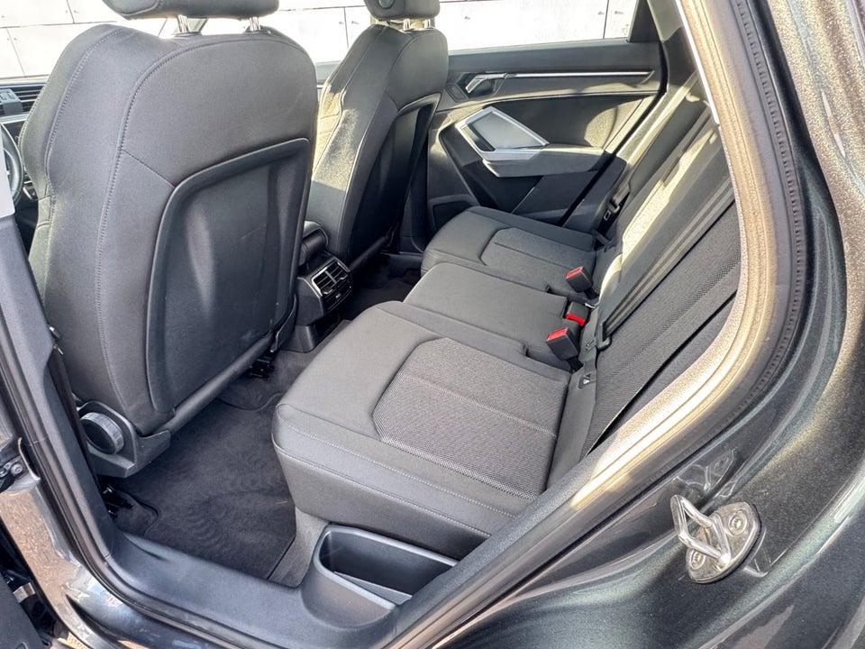 Audi Q3 45 TFSi e S-line plus S-tr. 5d