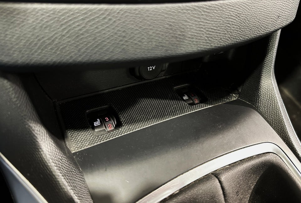 Peugeot 308 1,6 BlueHDi 120 Allure Sky SW EAT6 5d