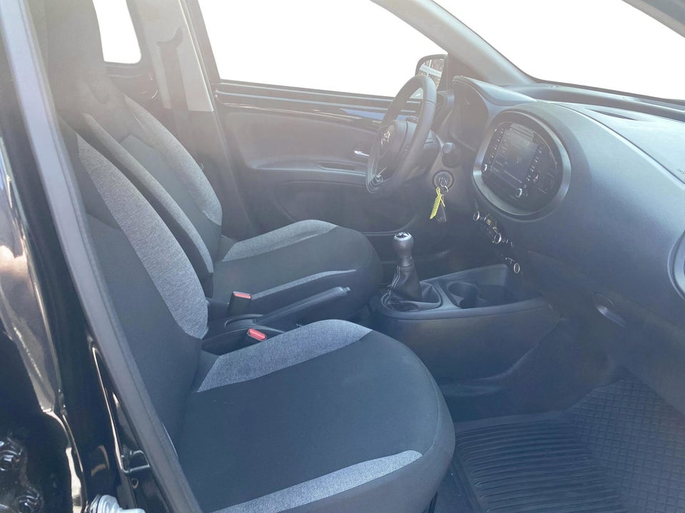 Toyota Aygo X 1,0 Active 5d