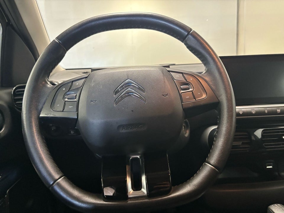 Citroën C4 Cactus 1,2 PureTech 110 Iconic 5d