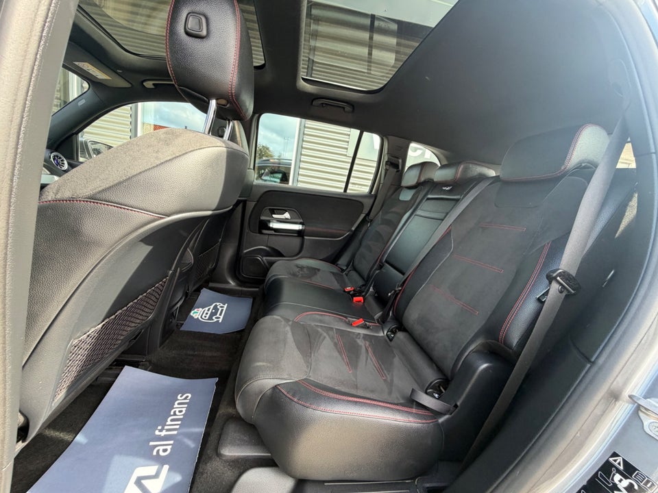 Mercedes EQB300 AMG Line 4Matic 5d