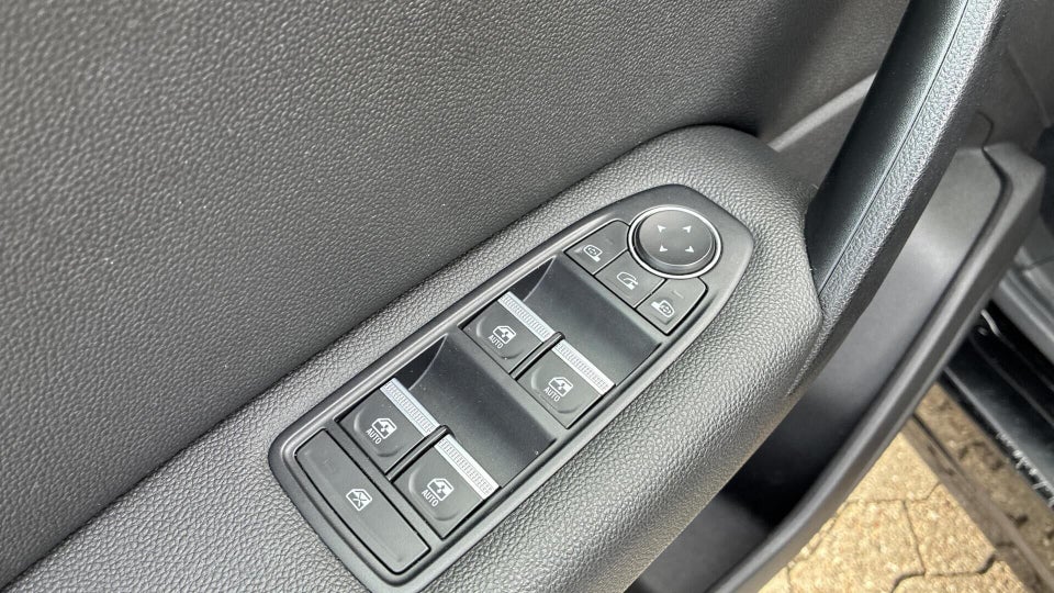 Renault Captur 1,0 TCe 100 Intens 5d