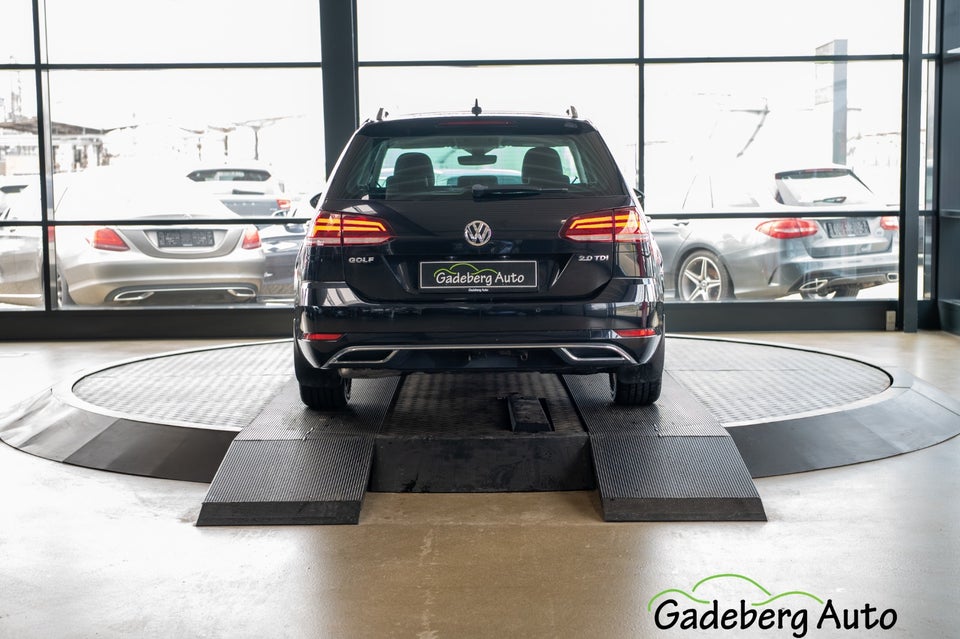VW Golf VII 2,0 TDi 150 Highline Variant DSG 5d