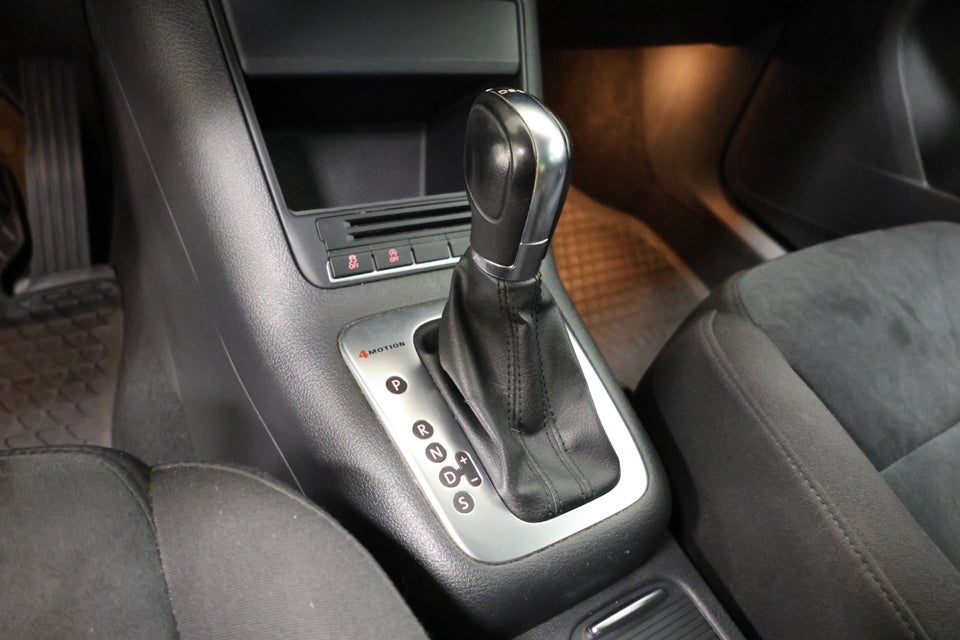 VW Tiguan 2,0 TDi 140 Sport & Style DSG 4Motion 5d