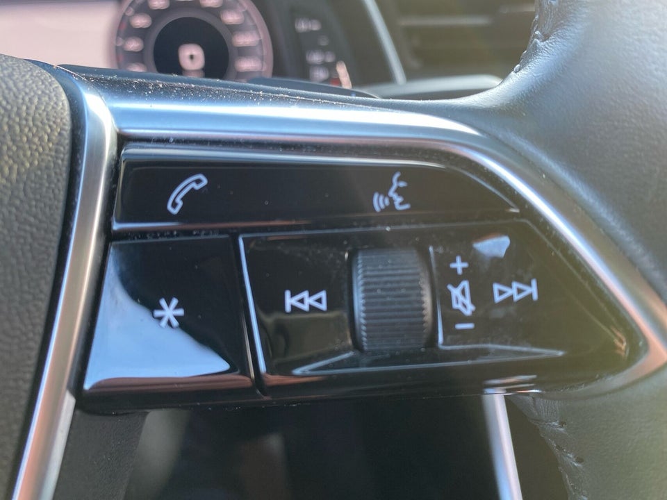 Audi A6 50 TFSi e Sport quattro S-tr. 4d