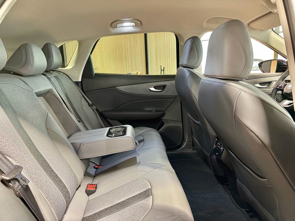 MG MGS5 64 Luxury 5d