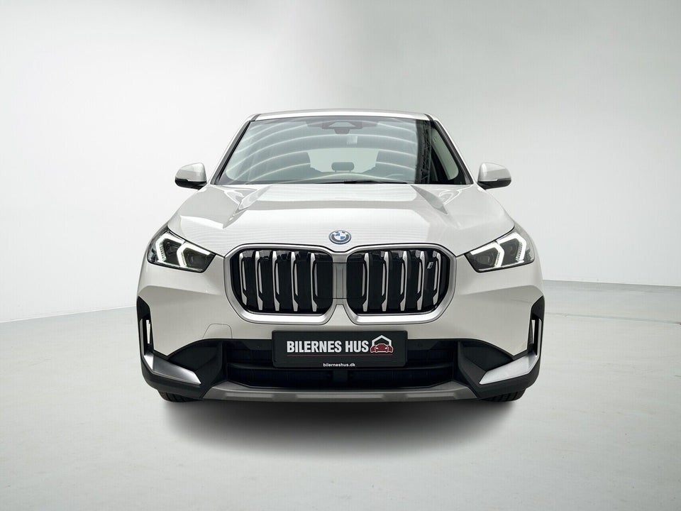 BMW iX1 xDrive30 5d