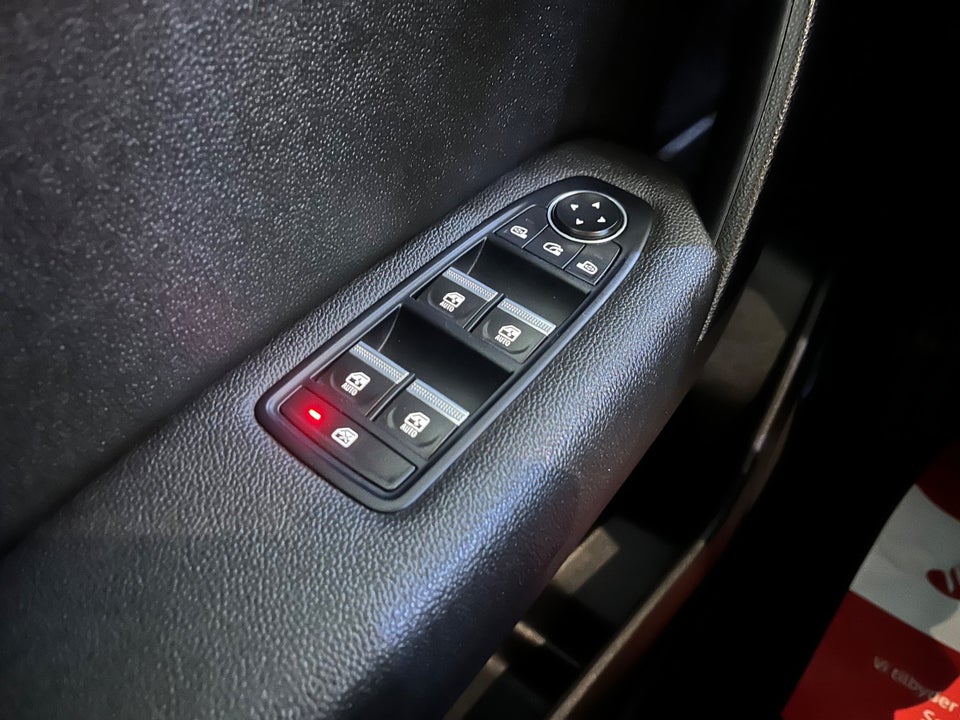 Renault Captur 1,6 E-Tech Intens 5d