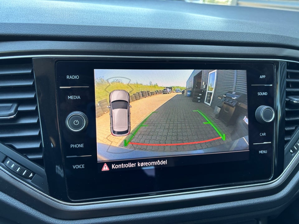 VW T-Roc 1,0 TSi 115 Style 5d