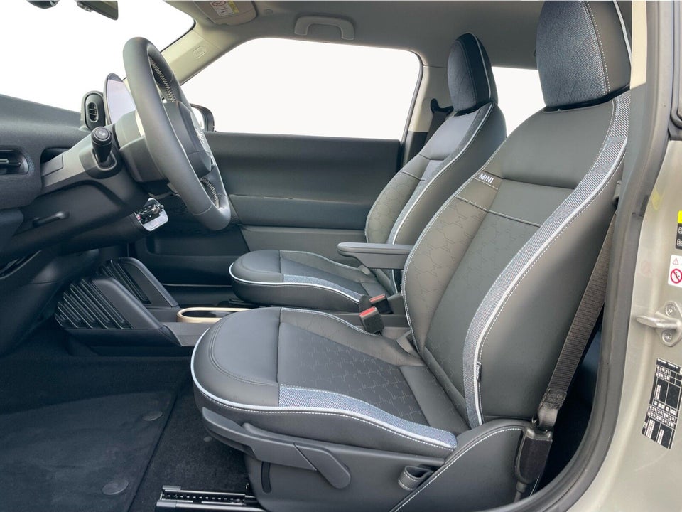 MINI Cooper E Classic Trim S 3d