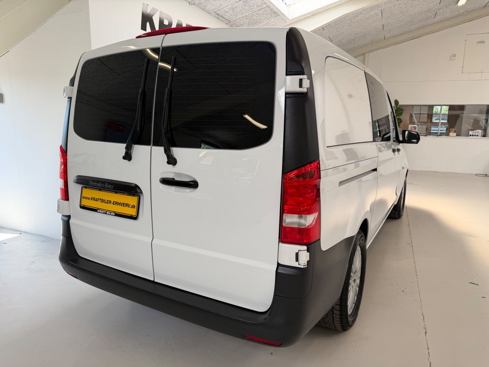 Mercedes eVito 129 Tourer PRO L Van