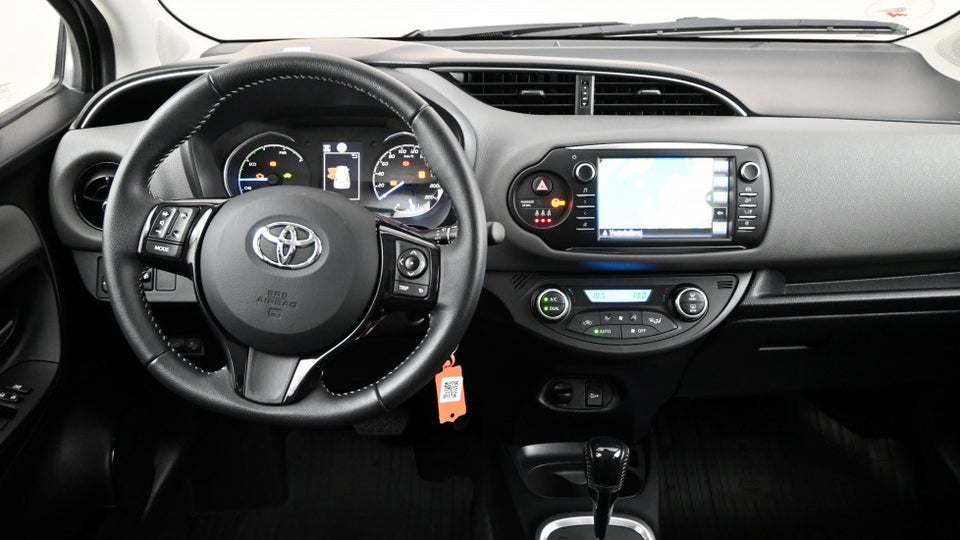 Volvo EX30 Extended Range Plus 5d