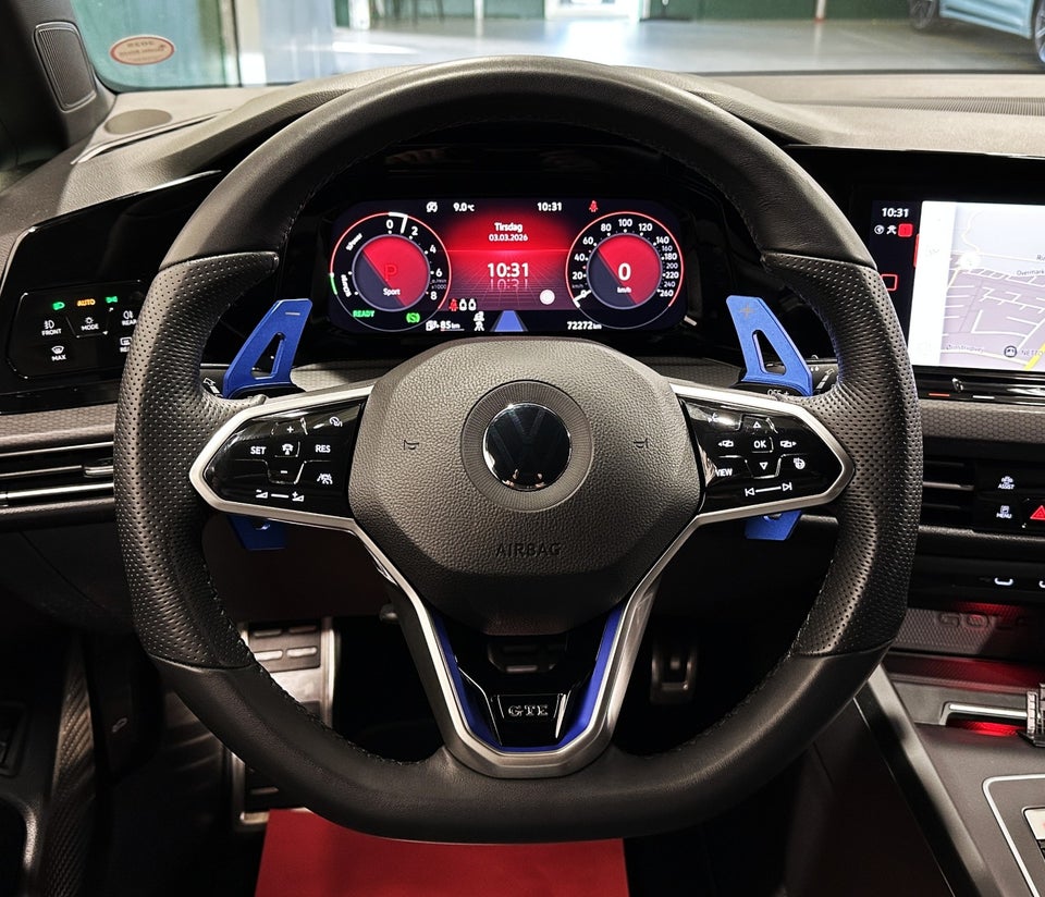 VW Golf VIII 1,4 GTE DSG 5d