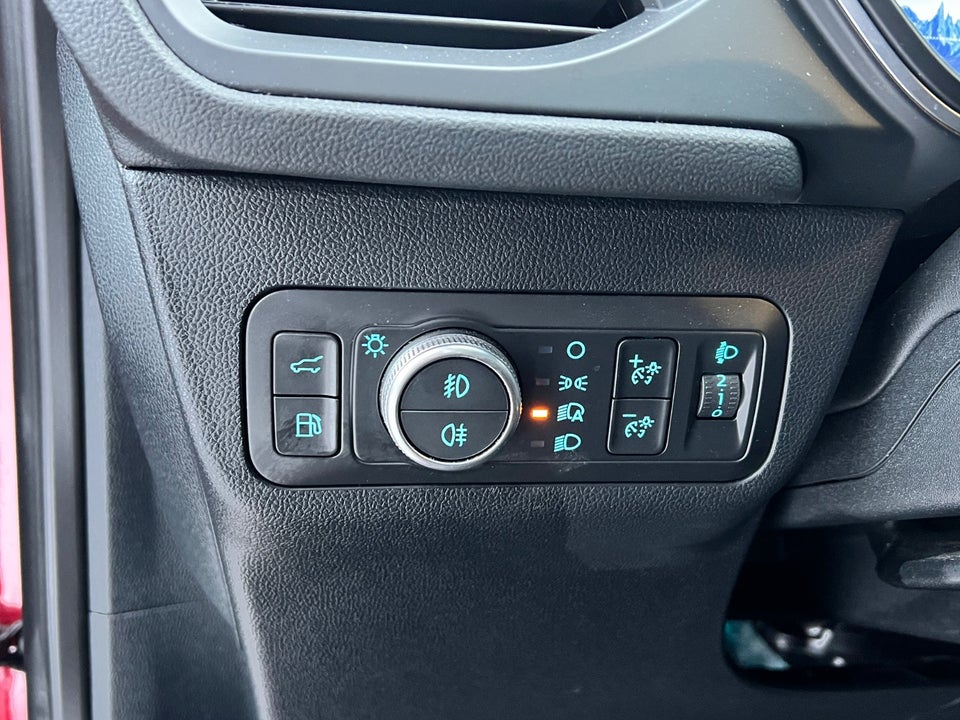 Ford Kuga 2,5 PHEV Titanium X CVT 5d