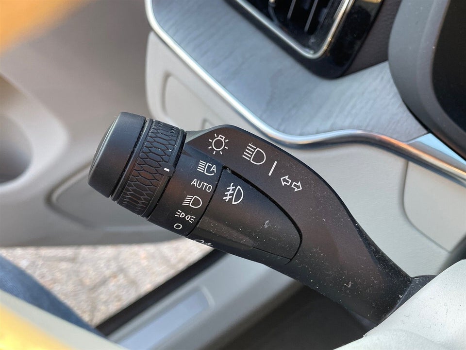 Volvo XC60 2,0 T6 ReCharge Ultra aut. AWD 5d